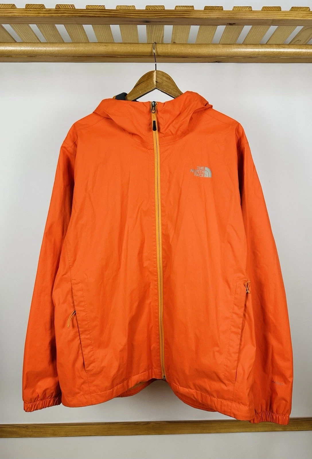 The North Face HyVent Mens XL Solid Orange Hooded Windbreaker Jacket