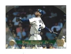 1997 TOPPS STADIUM CLUB BASEBALL KEN GRIFFEY, JR. STADIUM SLUGGER CARD #385