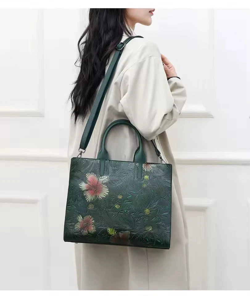 Satin&Noir Embossed Green Leather Handbag Large Floral Shoulder Tote Bag - Image 3 of 4