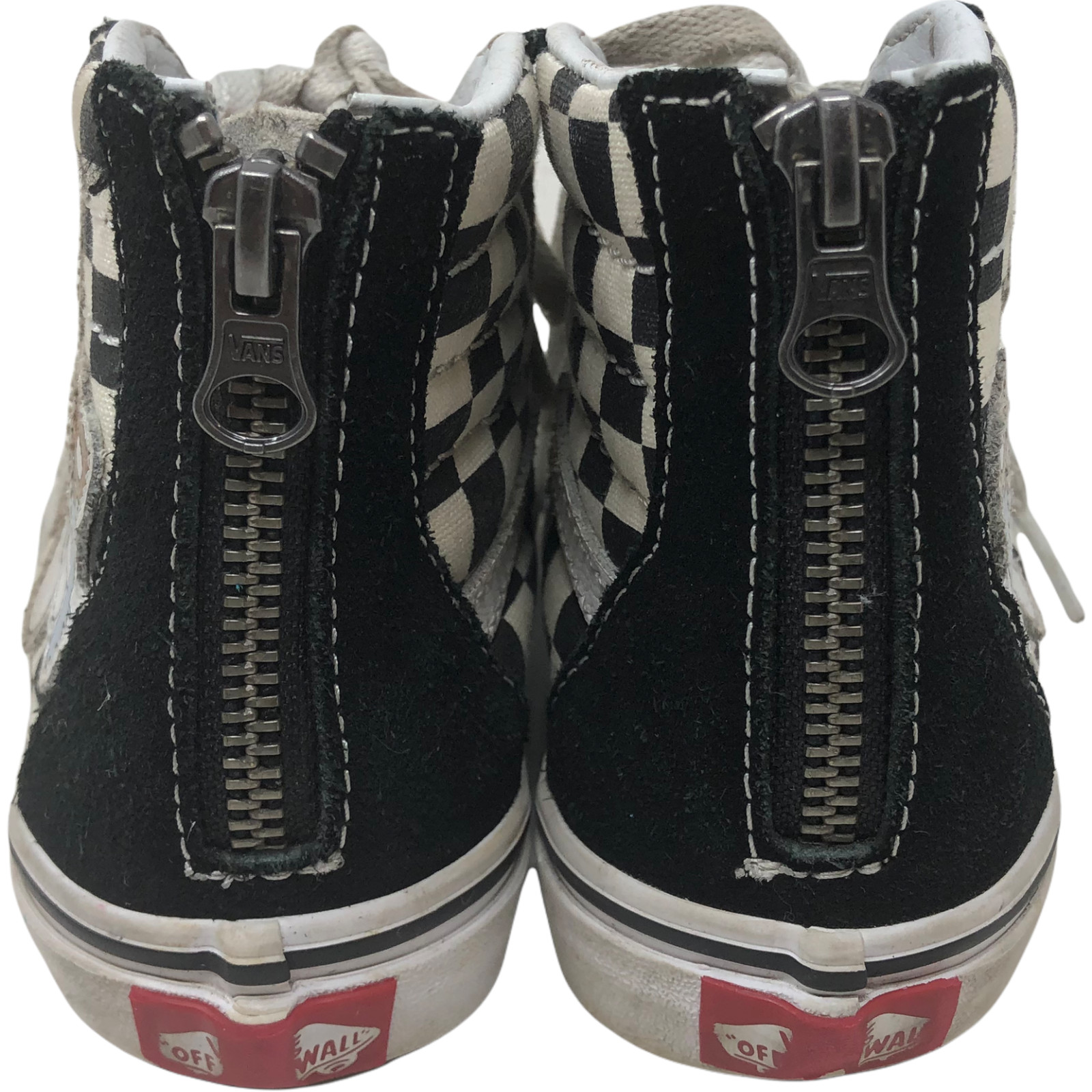 Disney Vans x Mickey Mouse Vans Off the Wall Youth Kids Sz 1 US Shoes Skate Saw thumbnail 3