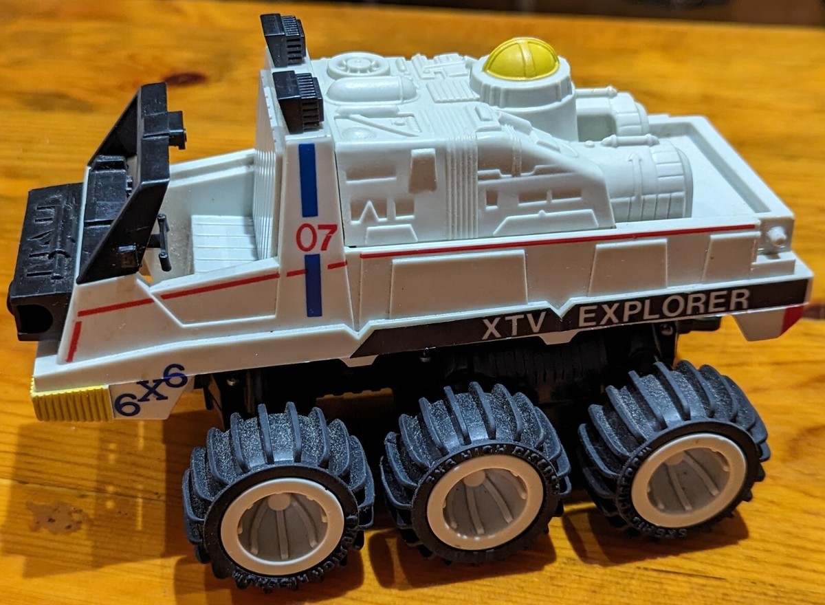 Vintage 1983 CBS Toys 6x6 High Risers XTV Space Explorer Truck