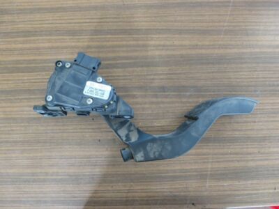 VW Passat 3BG 2.5 TDI BDG Accelerator Pedal Egas 8D1721523J As837 As654