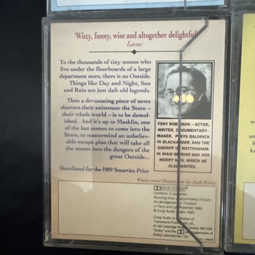 4 X Terry Pratchett Audio Tapes Books diggers, truckers sorcery Colour Magic - Picture 7 of 11