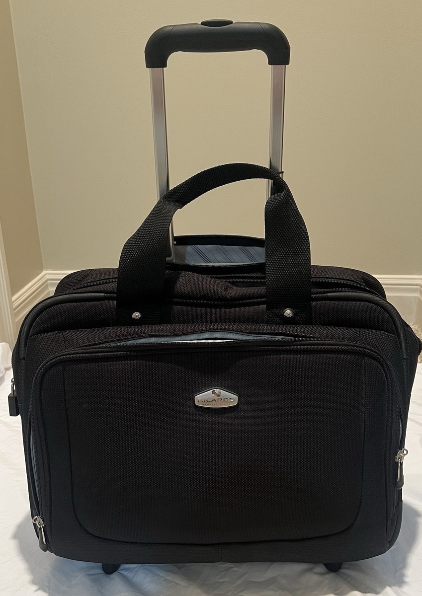 RICARDO BEVERLY HILLS CARRY ON LUGGAGE WHEEL BAG 17x14x9 BLACK NEW W/O TAGS