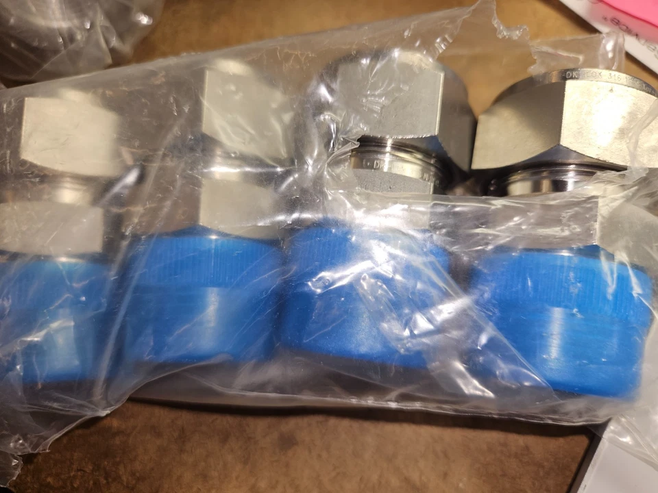 4-Pack CCIYES DMC-16-16N-S Fittings – 1" Tube x 1" MNPT, 316SS Compression Adapt - Image 2 of 2