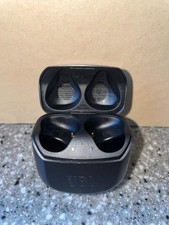 JBL Club Pro TWS, True wireless Noise Cancelling earbuds - Charging Case