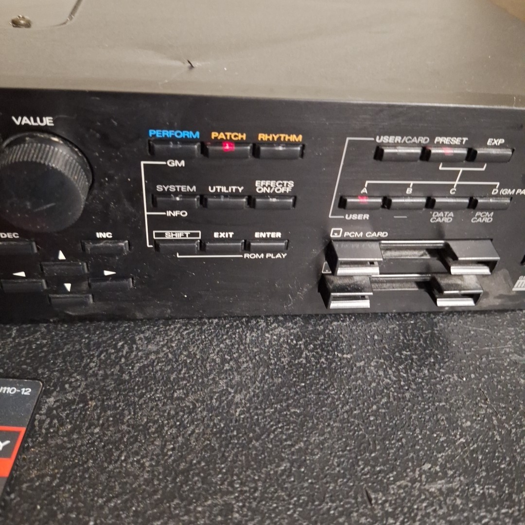 Roland JV-1080 中古品 Roland JV-1080 64-Voice Synthesizer Module for sale online