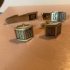 Foto 13 di 17