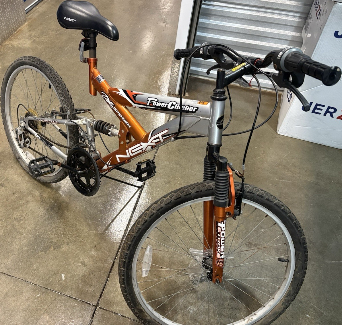 Owner's Club Selection 4 2009 カレンダー付き NEXT Power Climber 24in Full Suspension Mountain Bike 18-Speed V
