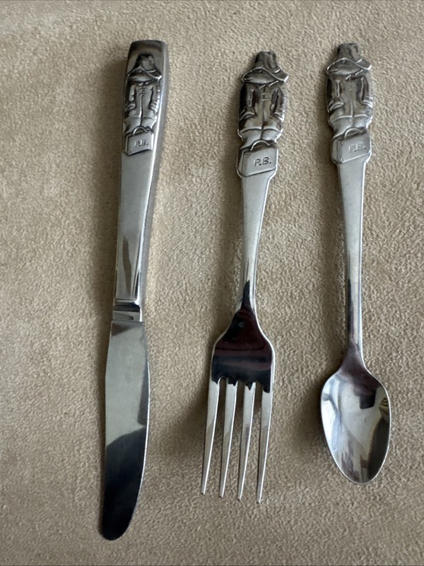 Oneida Paddington Bear Baby Fork Spoon Knife Stainless Flatware Silverware EDEN