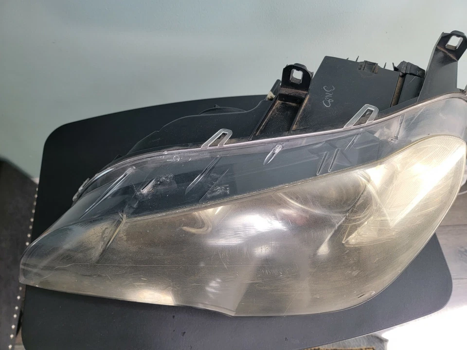 Faro del lado del conductor BMW X5 2011 usado Foto 3 de 4