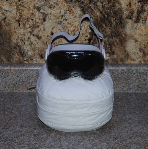 Apple Vision Pro VR Headset