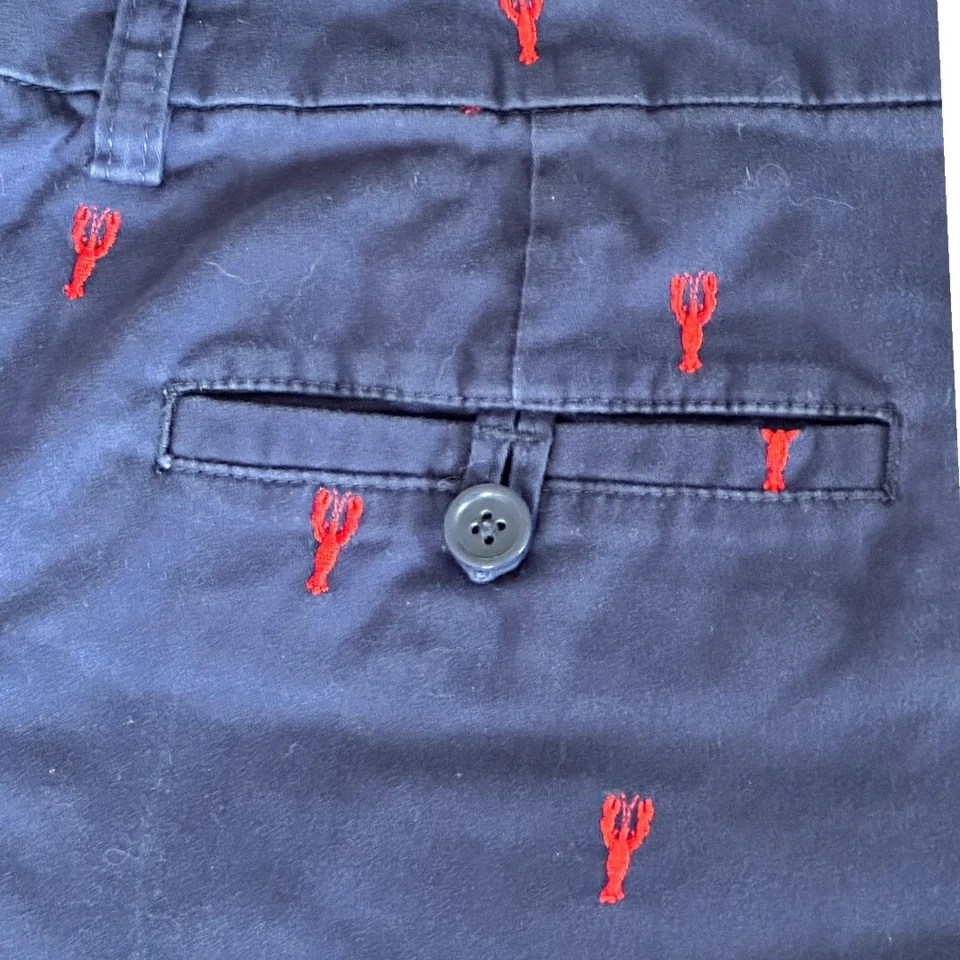 British Khaki Navy Shorts red lobster print coastal preppy size 8 - Image 4 of 4