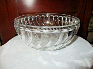 BACCARAT CARAFE de NUIT + VERRE CRISTAL MOULE modèle BAMBOU TORS ROUGE