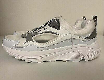 miwo low top sneaker