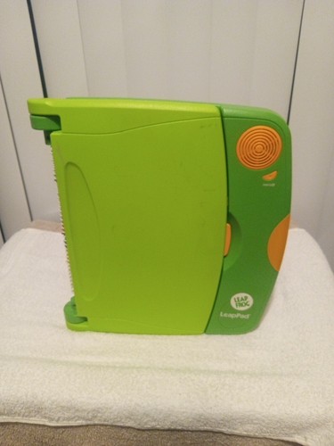 Leap Frog Leap Pad Learning Game. Pre.K to 2nd Grade - Picture 3 of 5