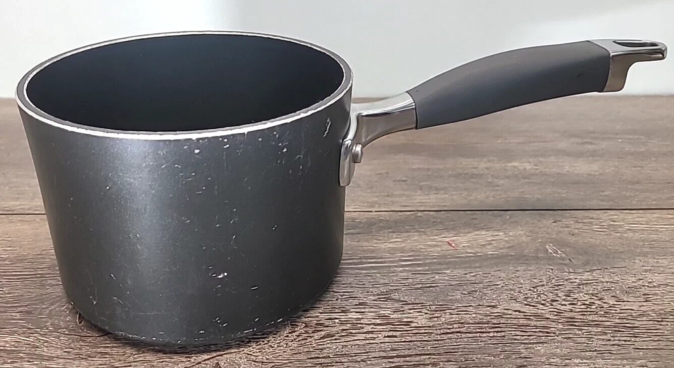 Analon Hard Anodized Aluminum Non-stick 1.5 qt. Sauce Pan Pot