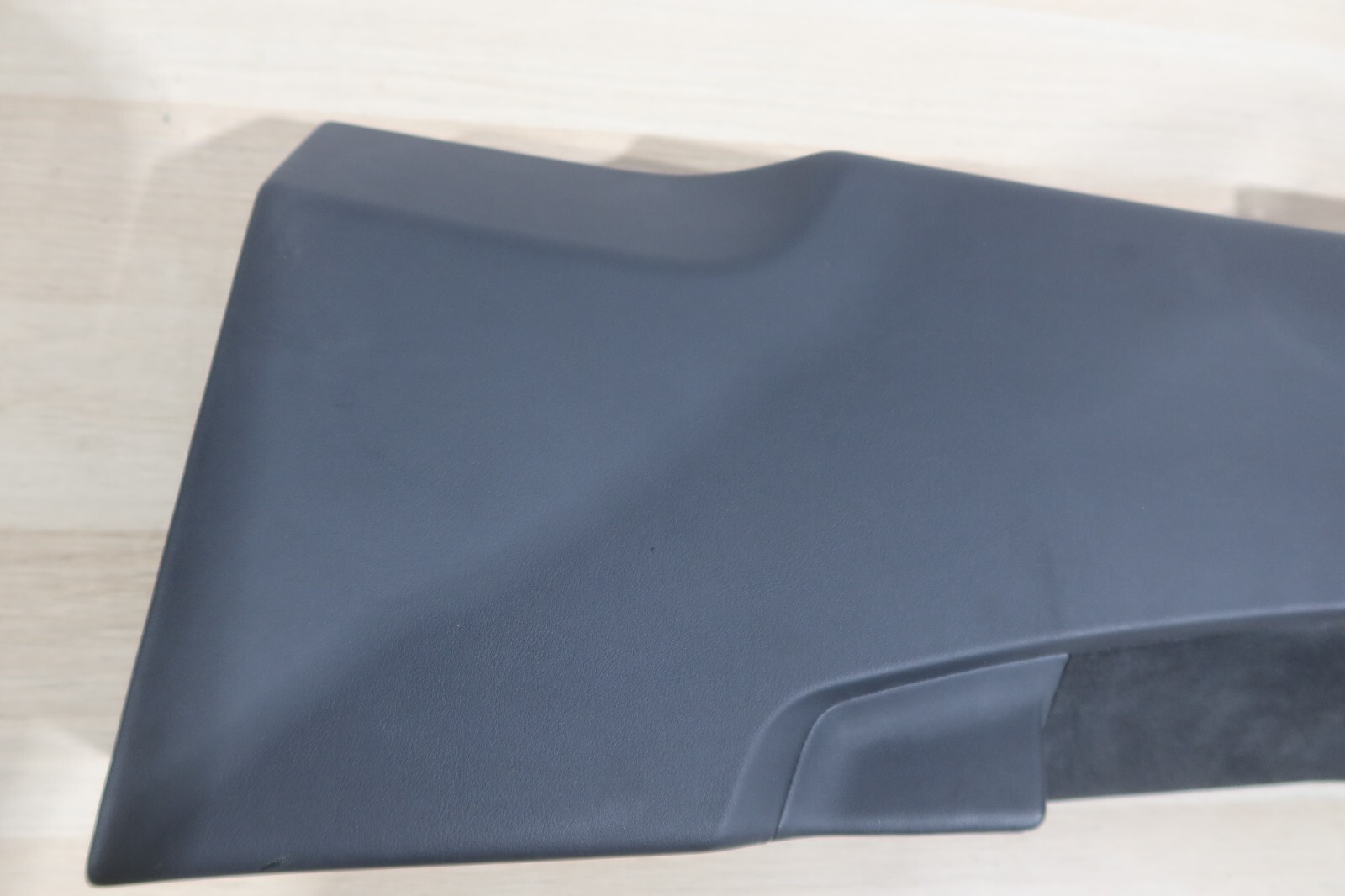 GENUINE LAMBORGHINI 2019-2021 URUS Interior Side Pillar Trim Panel 4ML867239QG8