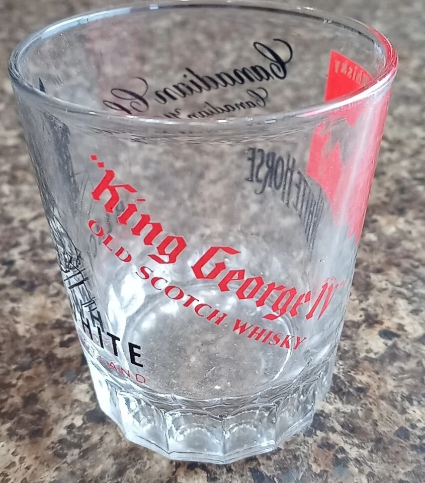 Vaso de whisky escocés Lowball King George IV blanco y negro Escocia y Whitehorse Foto 2 de 4