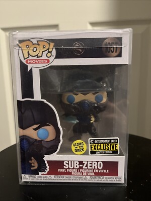 Funko Pop! Vinyl: Mortal Kombat - Sub-Zero (Glows in the Dark) - EE Exclusive
