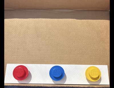 THE LEGO GROUP DK-2850 DENMARK TRI-COLOR STUD WALL MOUNTED COAT HOOK 2019