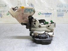 Porte arrière et accessoires Nissan SUNNY
