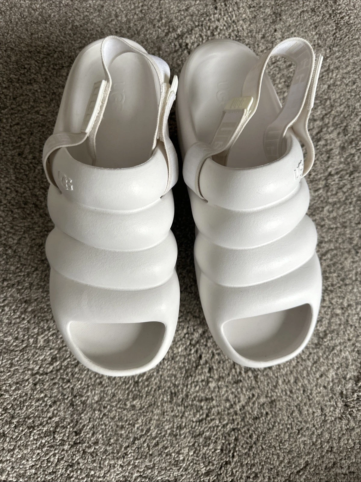 Scivoli Ugg Aww Yeah taglia 11 BIANCO HTF!