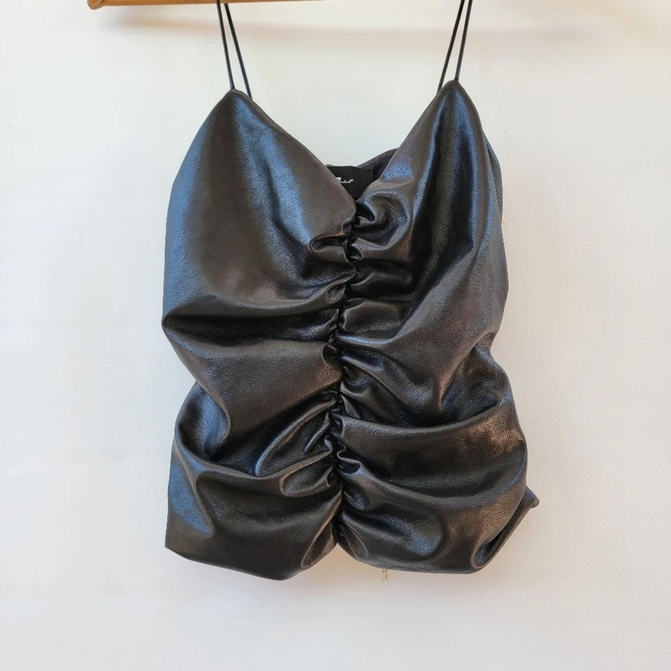 7 适合全人类黑色人造皮革褶皱迷彩 XS 码素食骑手时尚摇杆 — 第 4/4 张图片