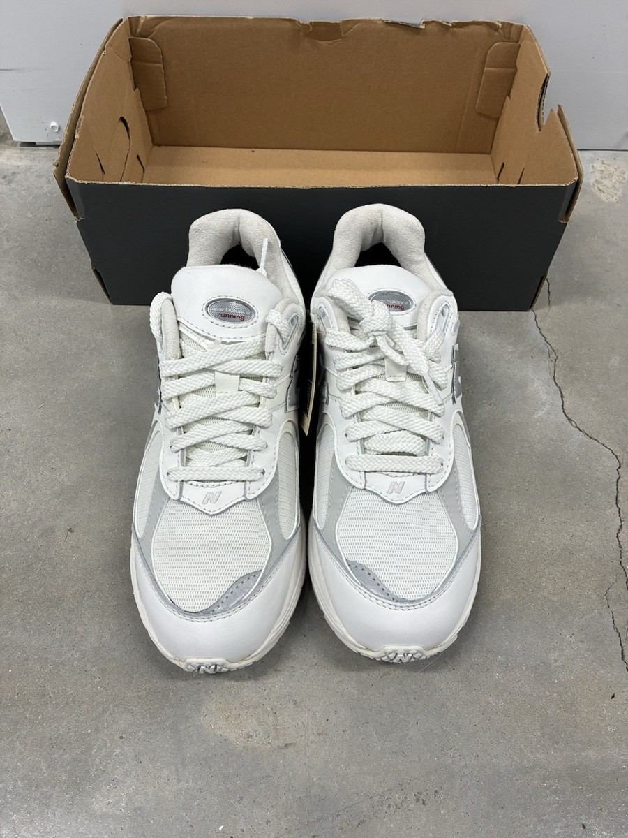 New Balance 2002R Gore Tex White Brighton Grey M2002RXM Size 5 Men