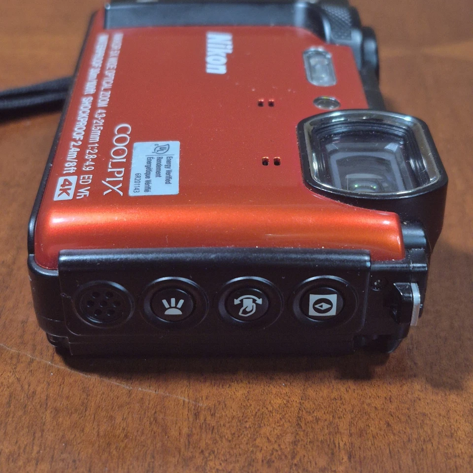 Cámara digital Nikon Coolpix W300 16,0 MP 4k impermeable (naranja) Foto 4 de 4