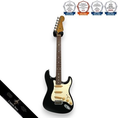 Fender Japan ST33 E-Gitarre 198586 Black Mod mit Beschädigung
