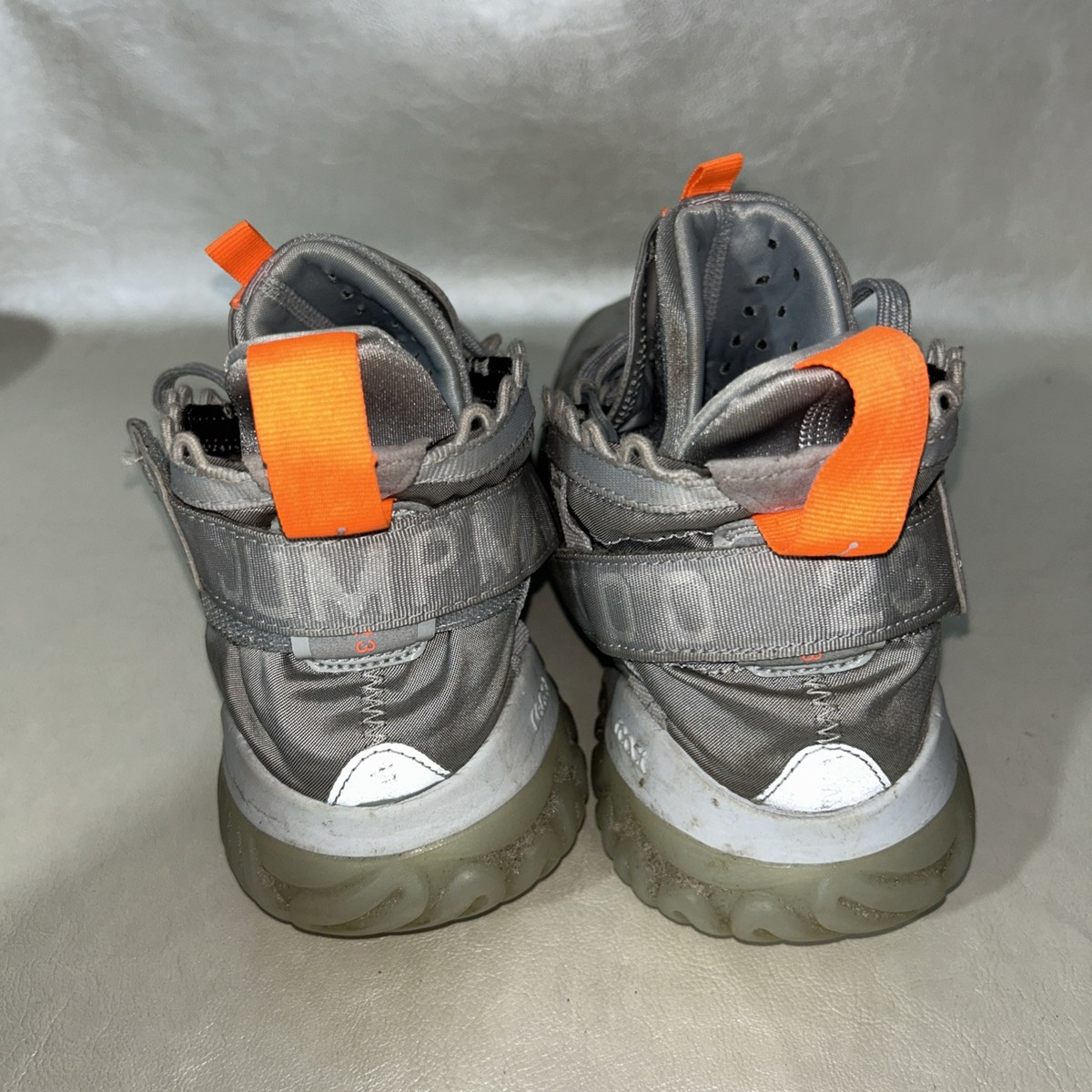 Nike Jordan Proto React Jumpman Size 10.5 Wolf Grey/Orange BV1654