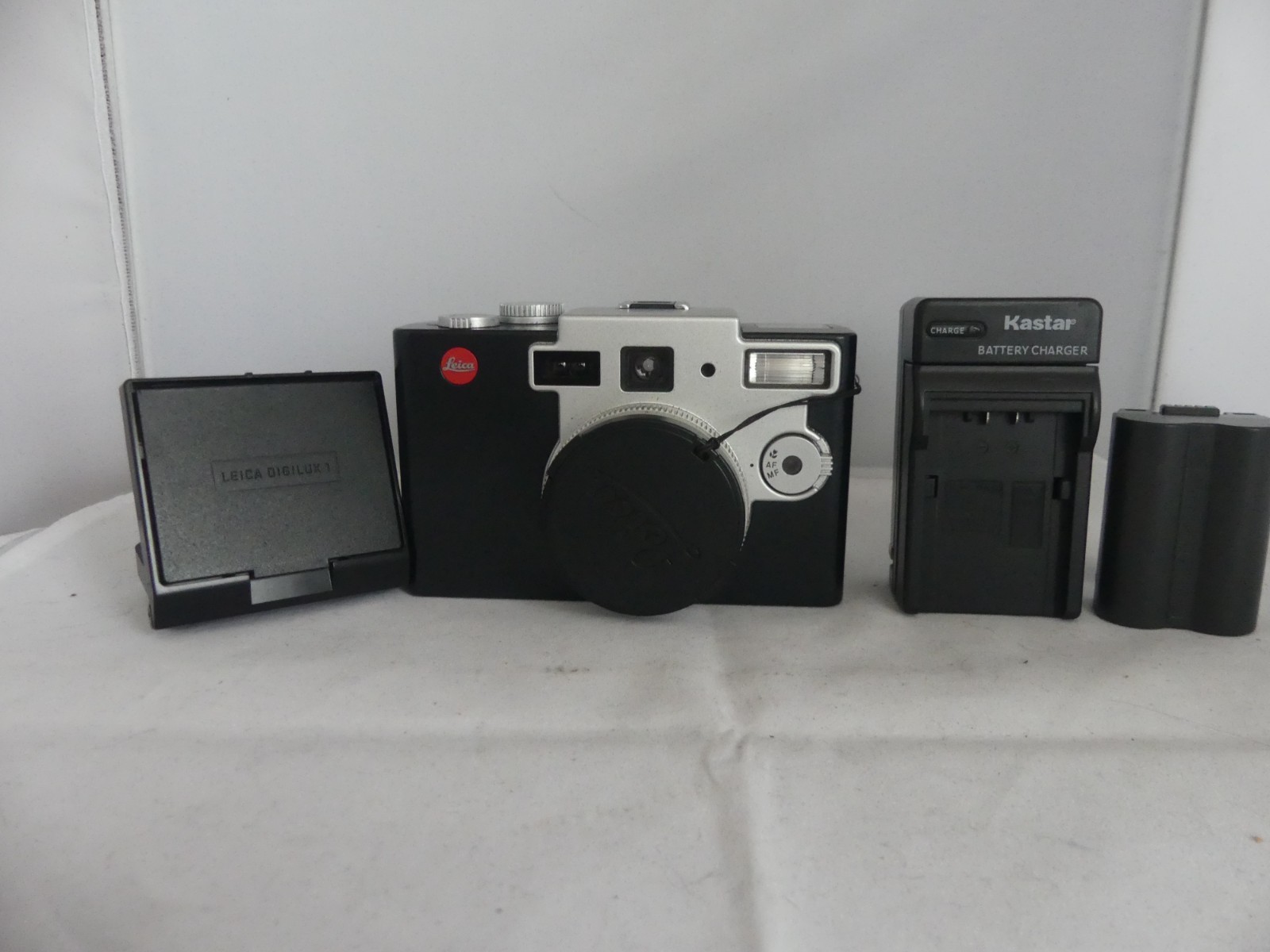 Leica Digilux 1 vintage camera equipment - eBay listing photo 3
