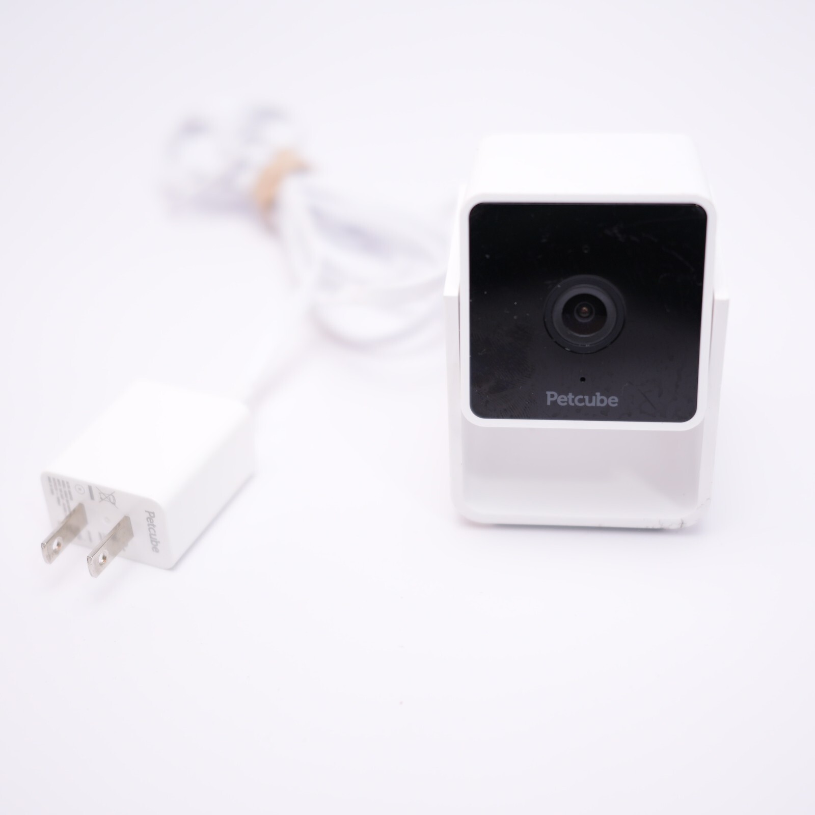 Petcube CC10US Cam Pet Monitoring Camera with Built-in Home Surveillance-image