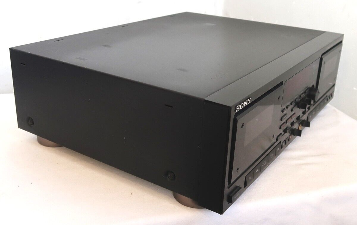 Sony TC-WR870 High end Stereo Quick Reverse Cassette Deck Sony TC-WR870 High end Stereo Quick Reverse Cassette Deck