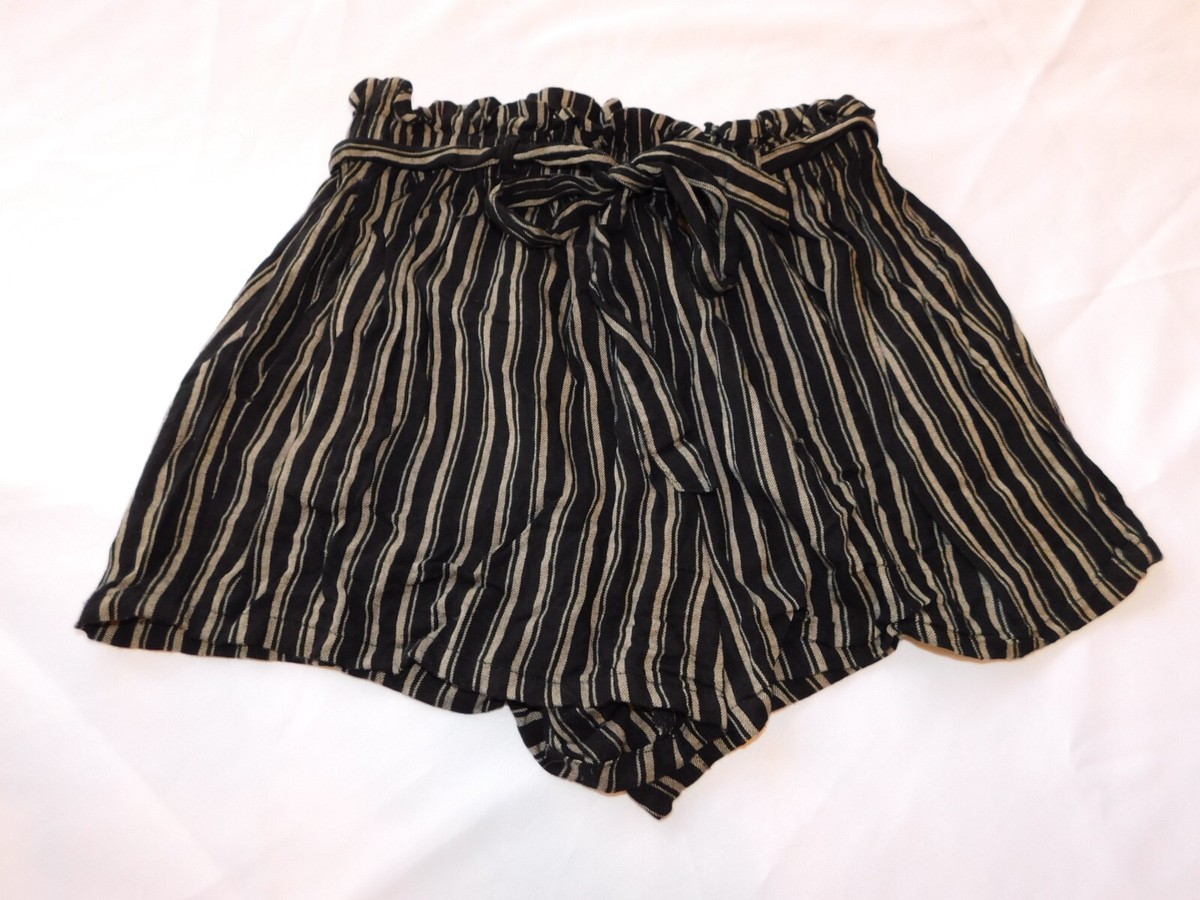 Hollister Ladies Women's Ultra High-Rise Shorts Size XS xsmall Stripe GUC