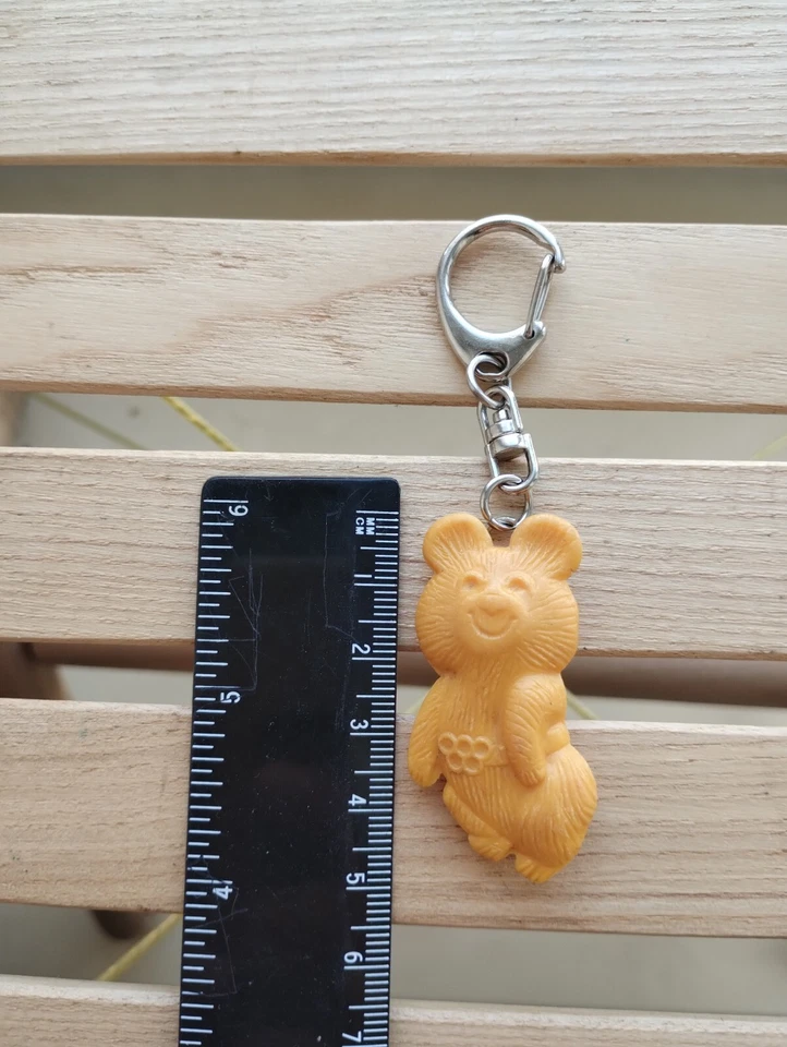 Olympic Vintage keychain Bear USSR 1980 SOVIET Union 80 Mishka - Image 4 of 4