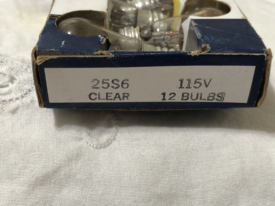VINTAGE GE 12 ~ 25S6 115V CLEAR NOS INDICATOR LIGHTS - Image 2 of 3