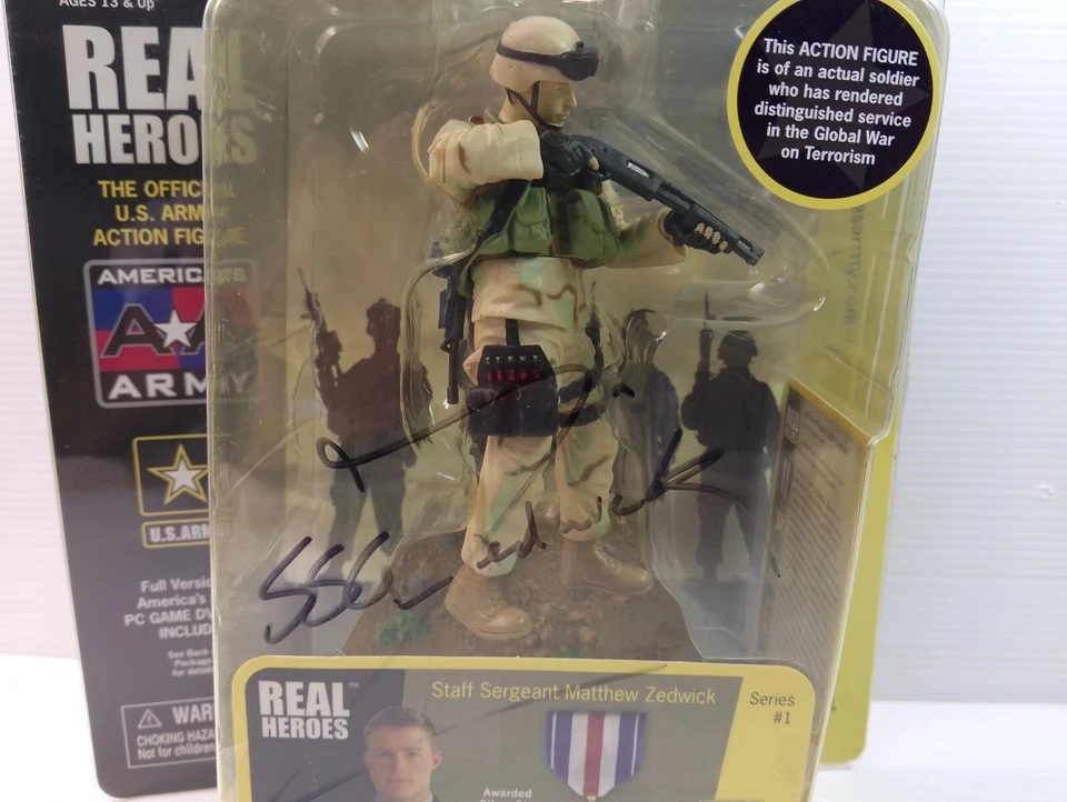 Figura de acción Real Heroes Sargento Primera Clase Wolford Ejército de Estados Unidos JAZWARES firmada Foto 2 de 4