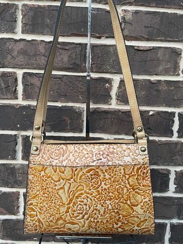 NUEVO CON ETIQUETAS $229 PATRICIA NASH Bolso de Hombro Renata Cuero Tooled Naturale Beige Tostado - Imagen 4 de 6