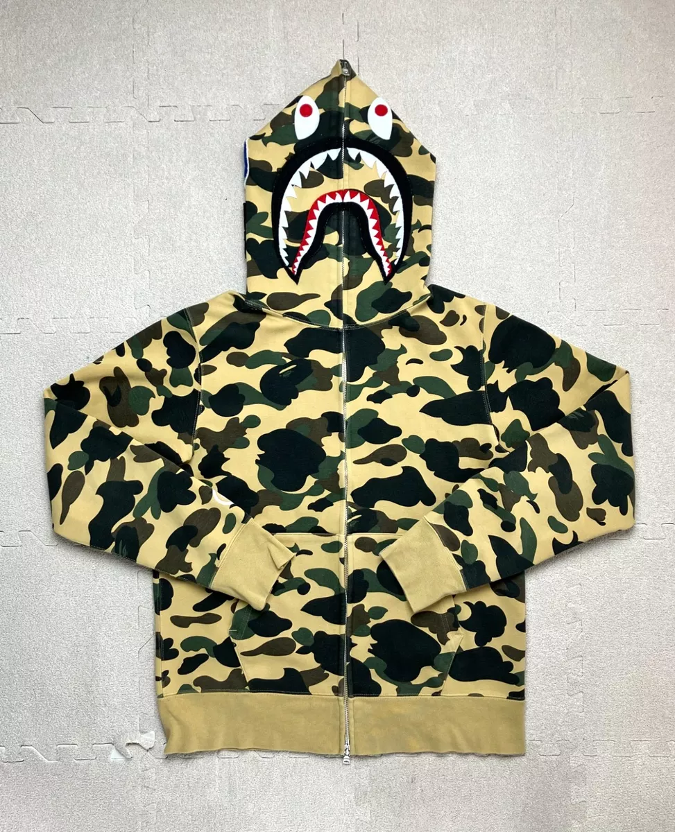 • 100% authentic Bape full zip black and grey camo