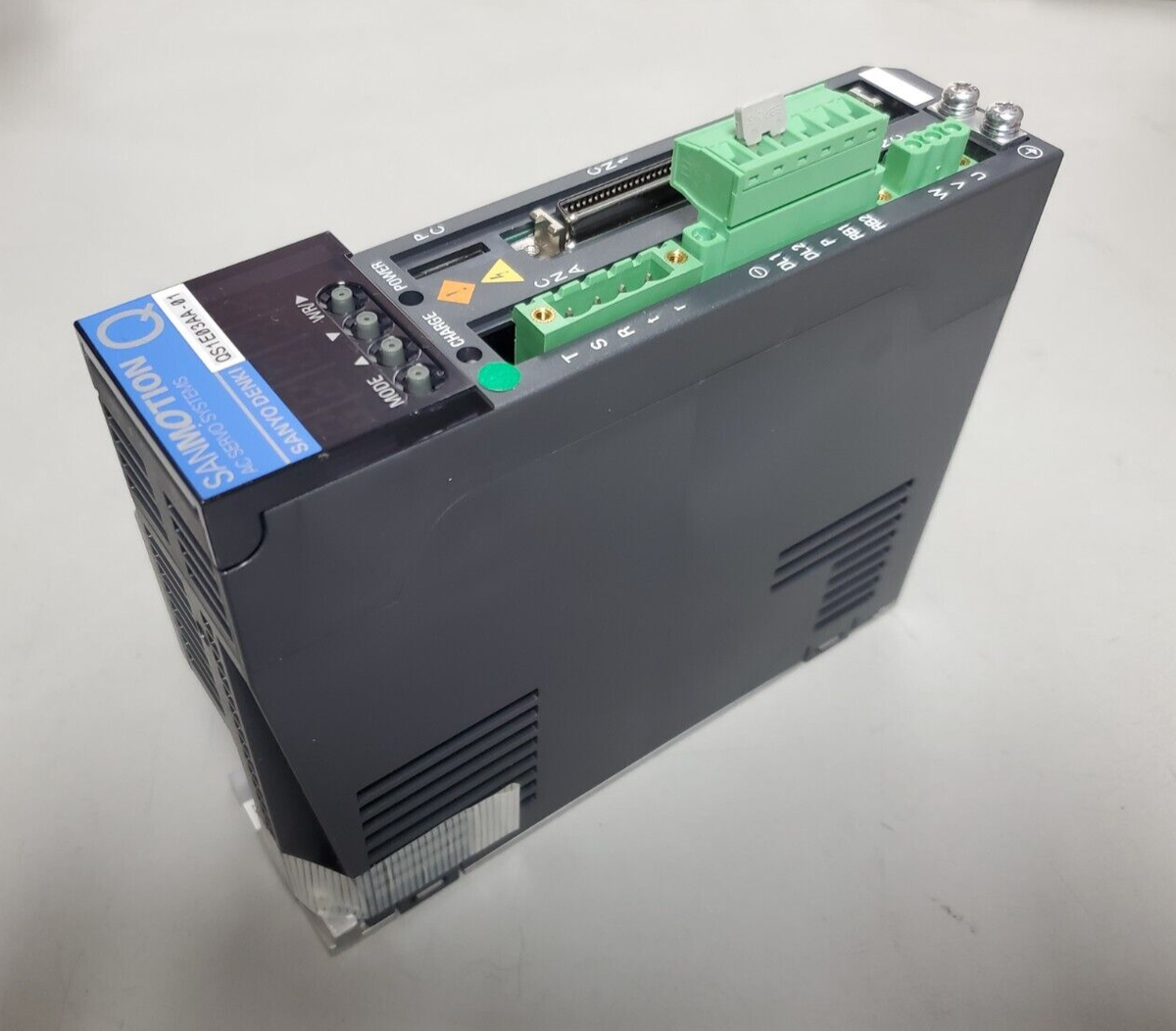 SANYO DENKI QS1E03AA-01 AC Servo Drive 0-163V Out 3-Phase (R111