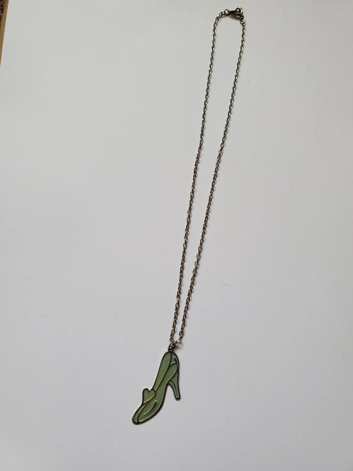 Disney Cenicienta Cristal Zapatilla Colgante Collar Princesa Zapato Dije Tono Plata Foto 4 de 4