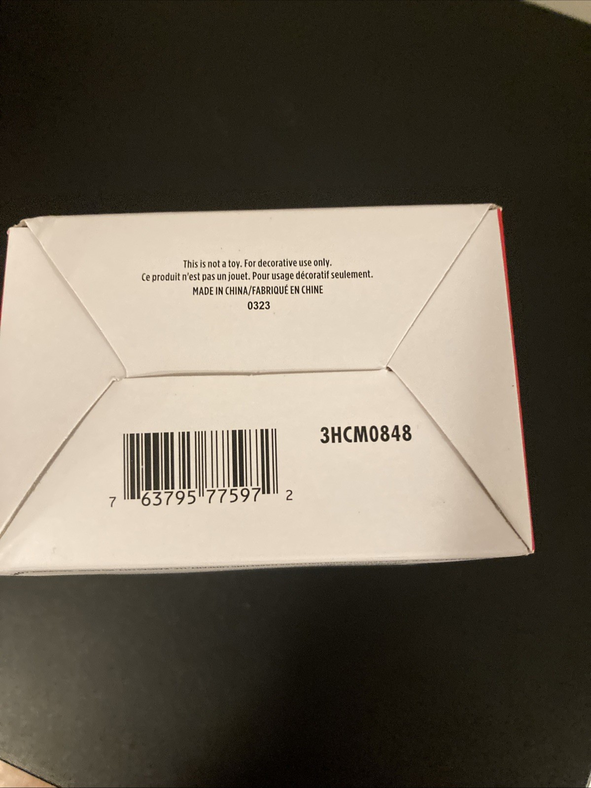 Hallmark FRIENDS TV Show “Door Frame” Resin Christmas Ornament NEW FREE SHIPPING