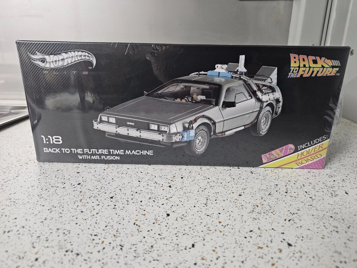 505-008 HotWheels 1/18 バック トゥ ザ フューチャー 【公式通販】