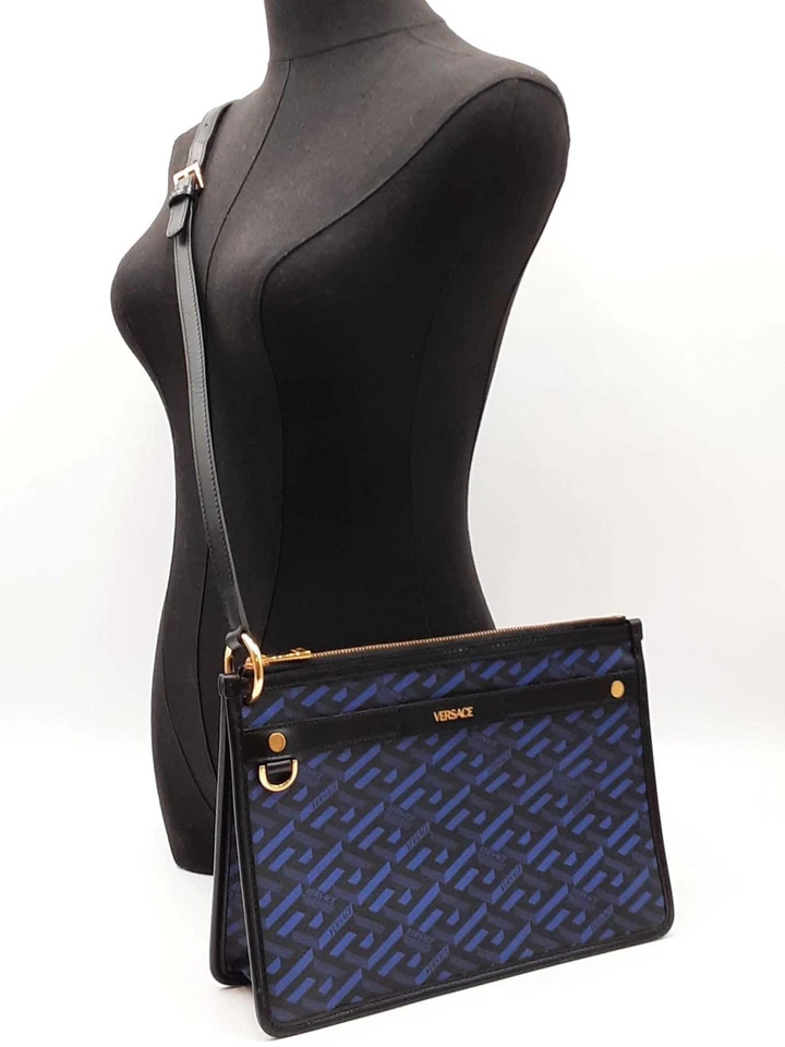 Bolso Bandolera Versace La Greca Signature Lona Recubierta Negro y Azul Fw0725ozxdu Foto 3 de 4
