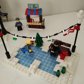LEGO Creator Winter Village Bakery 10216 In 2010 used Retired #1712