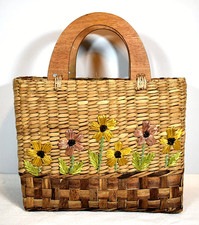 VTG Woven Straw Wicker Purse, Purple, Gold Flowers w/ Leaves - Wooden Handles