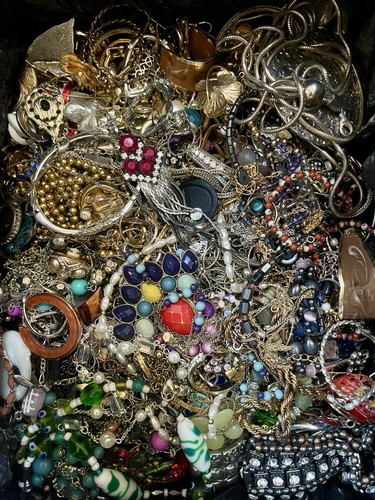 Mixed Jewelry Crafters Lot Mismatched Broken Crafts Repair ~Over 21 Lbs ~ (Box9)
