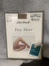 VTG NICE TOUCH Pantyhose Day sheer Size C Nylon NUDE Reg Panty Rein Toe Unopened